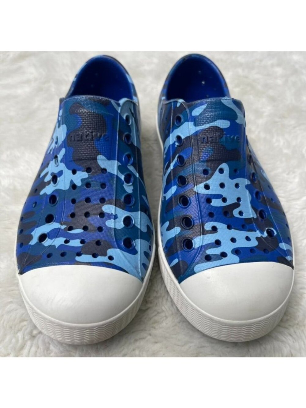 Native Shoes Jefferson Kids Size 9 Blue Camo Slip On Washable EVA